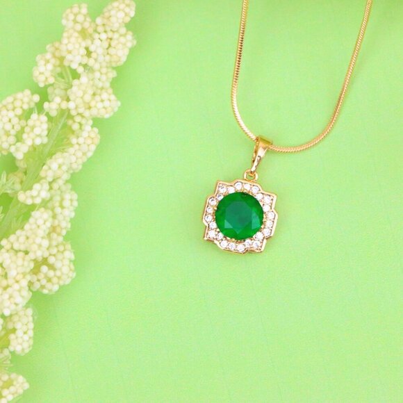 "Green Round-Cut Pendant with Halo in Rose Gold, XPPT1634 - Picture 2 of 13